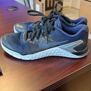 Womens Nike Metcon 8.5 lightly used